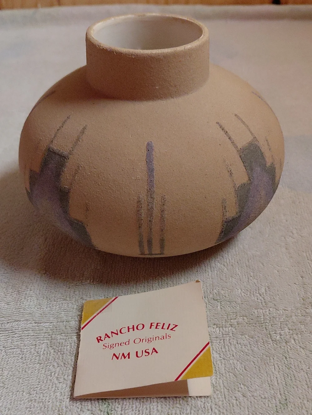 Rancho Feliz Navajo Indian Sand Art Vase, 5
